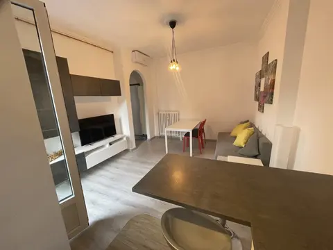 Appartamento in Veratti 12, Milano (MI)