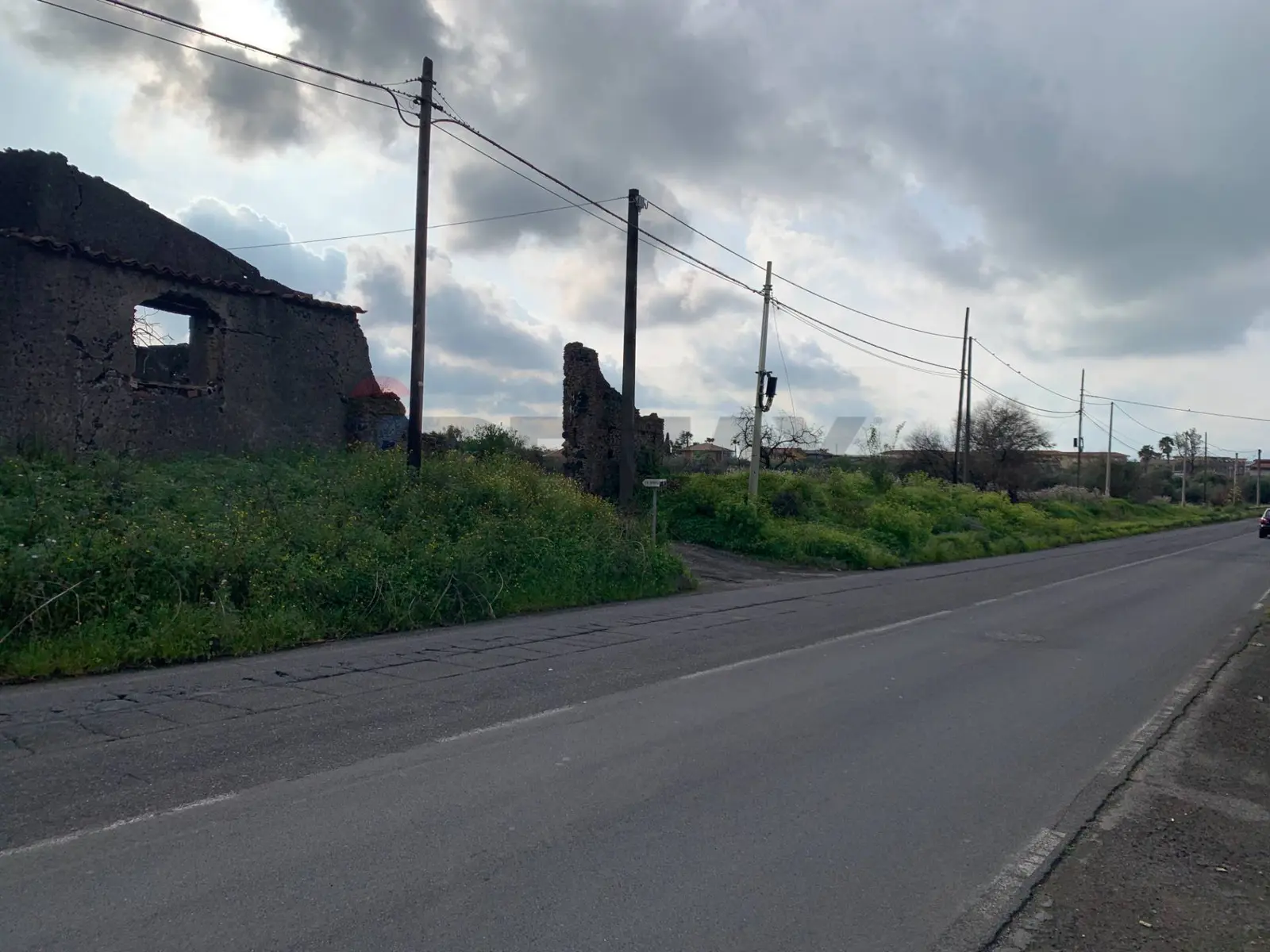 Terreno Industriale in Vendita a Motta Sant'Anastasia