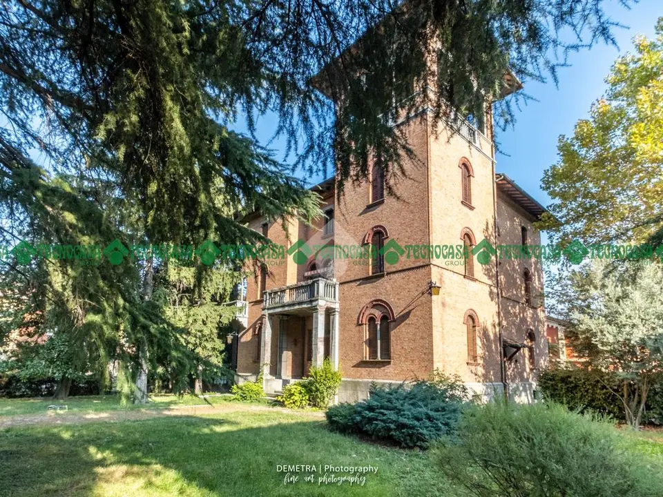 5 locali in vendita a Castelfranco Emilia