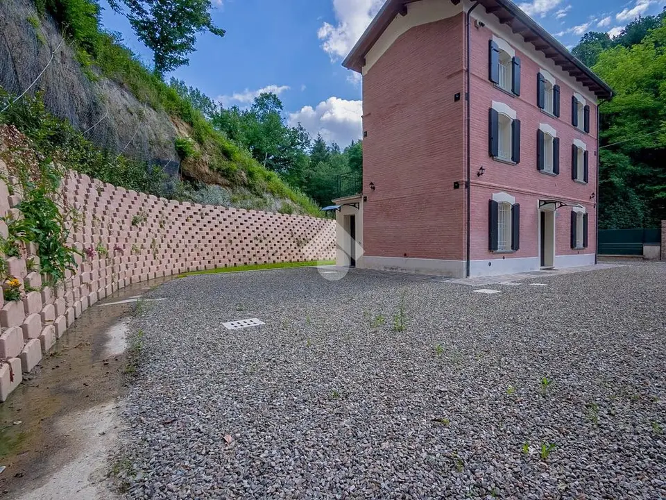4 bedroom Villa for sale in Monte San Pietro