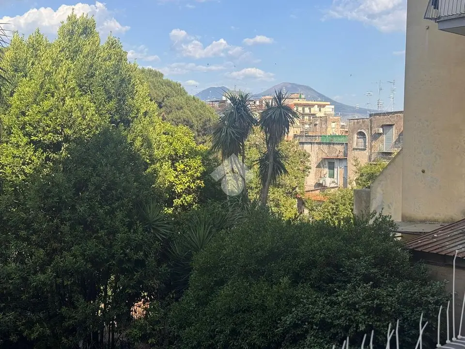 5 locali in vendita a Napoli