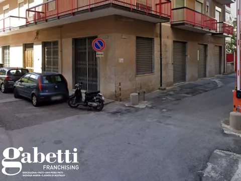 Ufficio in VIA OLIVETO DUE 60-62, Sant'Agata di Militello (ME)