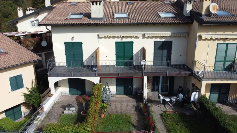 Appartamento in Via Santi Nazario e Celso 15, Alta Valle Intelvi (CO)