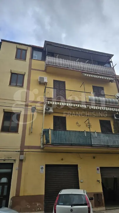 Appartamento in Via Luigi Eredia 11, Palermo (PA)