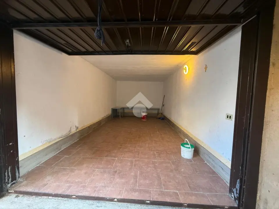 Box / posti auto in vendita a Bergamo