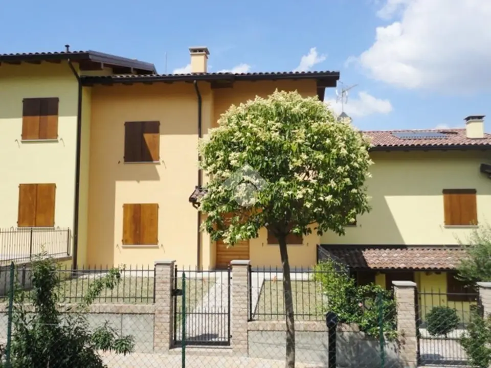 Villa a schiera in vendita a Sassuolo