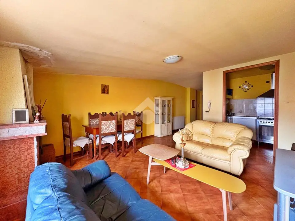 5 locali in vendita a Sigillo