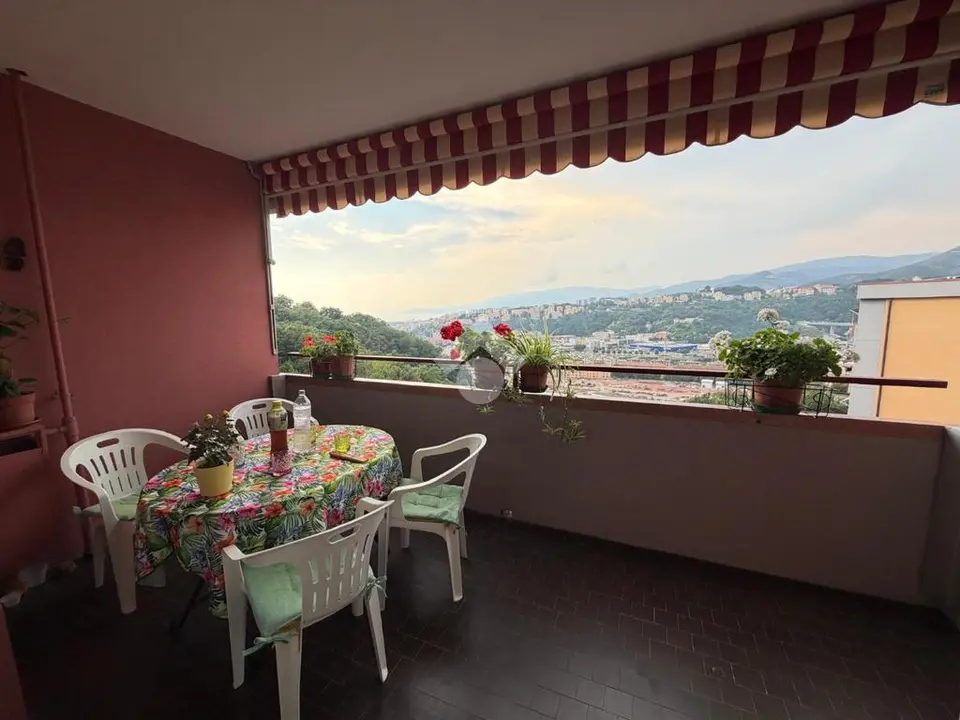5 locali in vendita a Genova