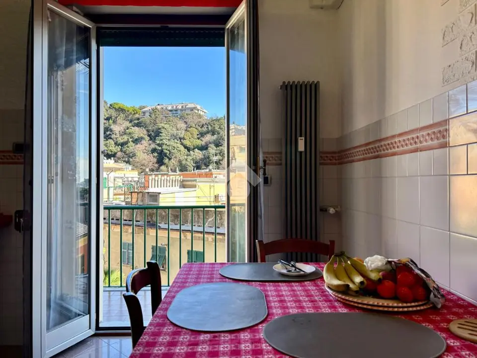 Quadrilocale in vendita a Genova