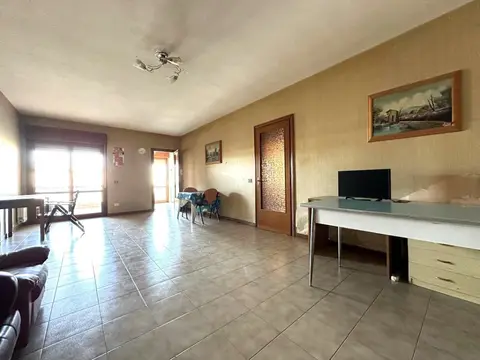Appartamento in Viale Antonio Ciamarra, Roma (RM)