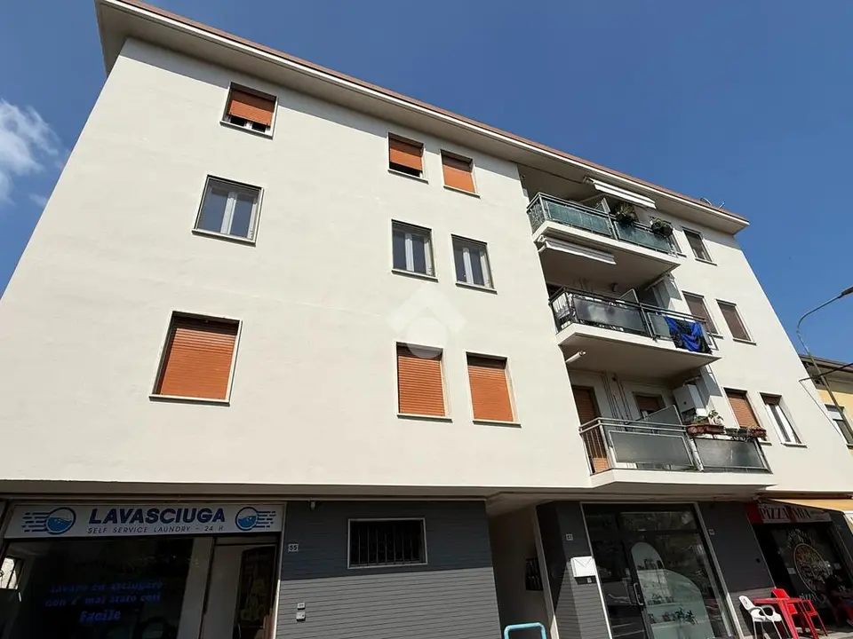 Trilocale in vendita a Desenzano Del Garda