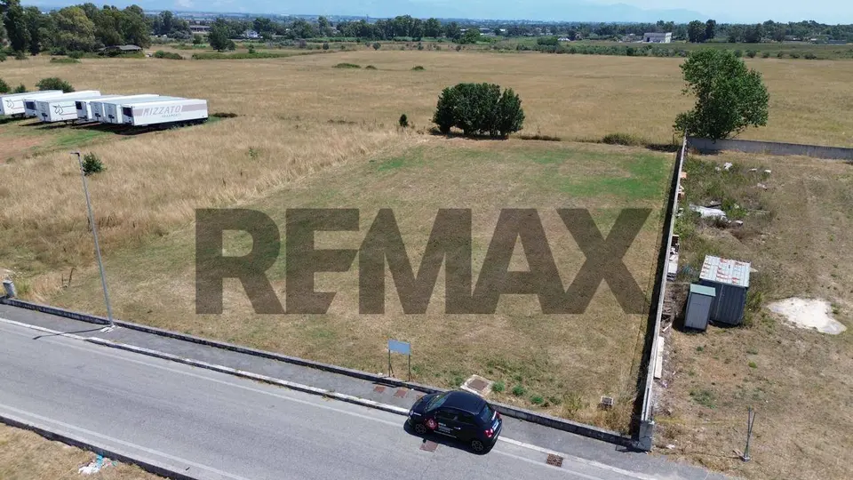 Terreno Industriale in Vendita a Aprilia