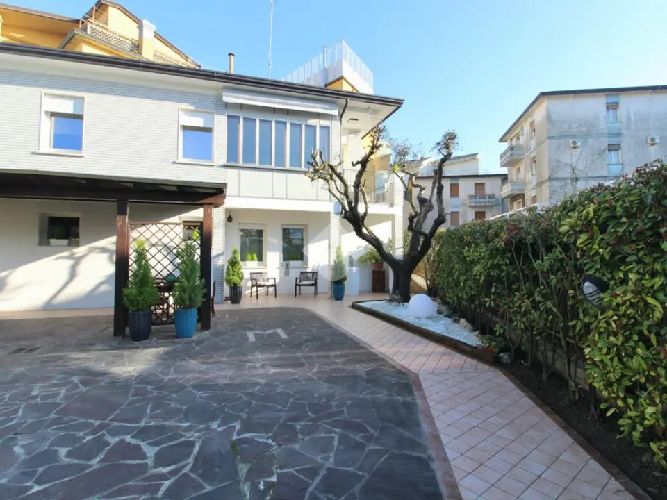 Villa singola in vendita a Caorle
