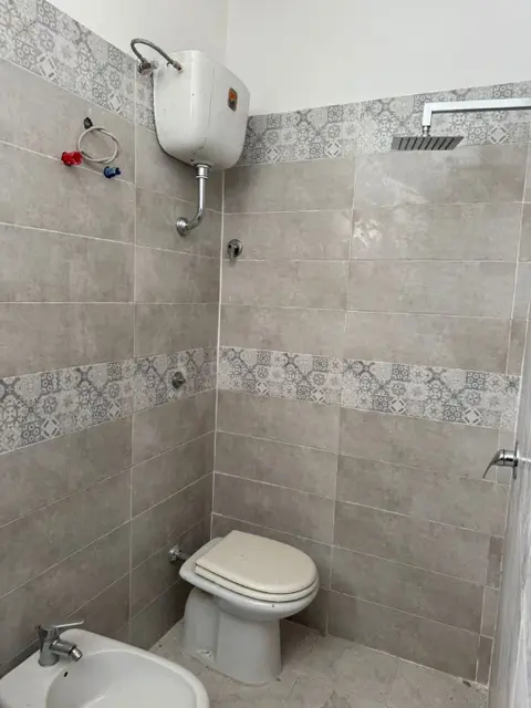 Attività in Via Madonna Dell'Arco snc, Sant'Anastasia (NA) 70 m²