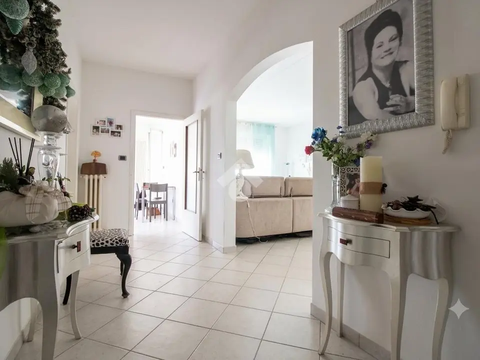 2 bedroom Farmhouse for sale in San Pietro In Casale