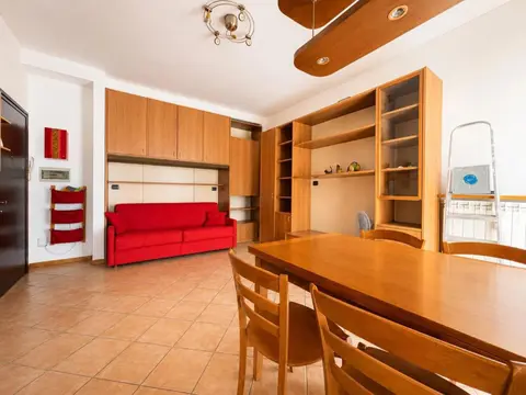Appartamento in via koristka  15, Milano (MI)