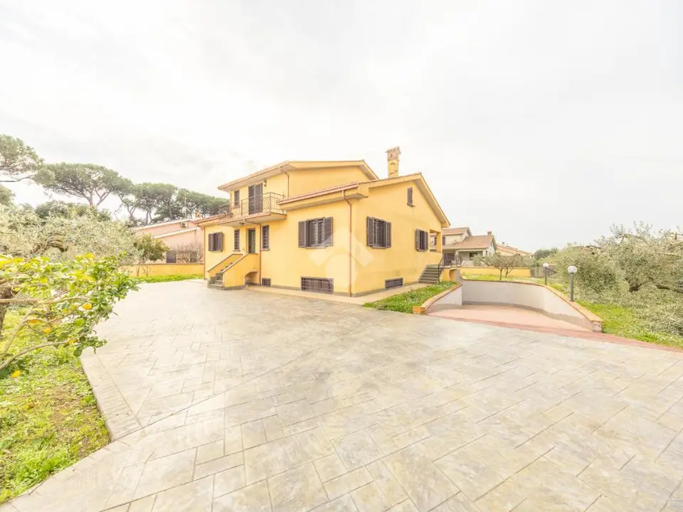 Villa singola in vendita a Roma