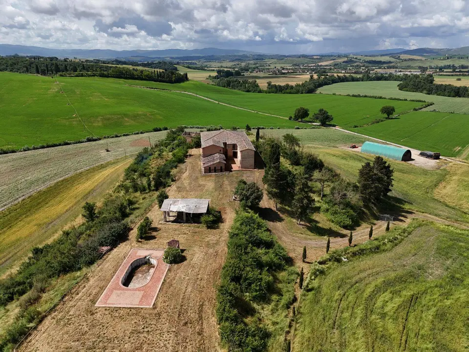 Cascina/Casale in Vendita a Buonconvento