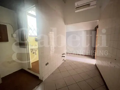 Negozio in Via Porrettana 298, Sasso Marconi (BO)
