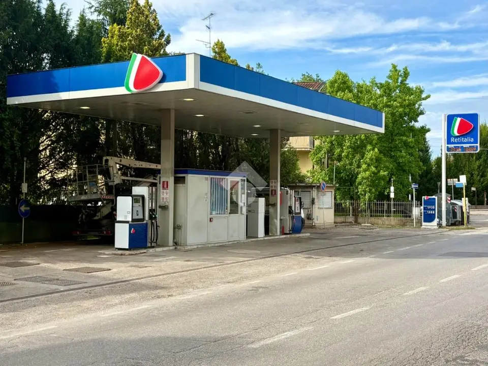 Posto auto in vendita a Budrio