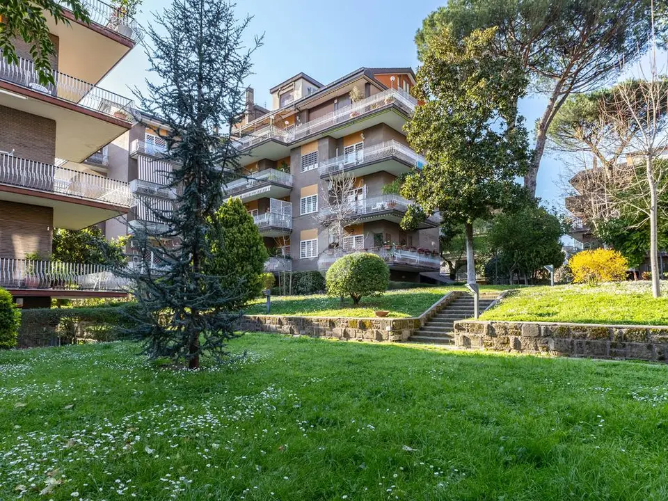 5 locali in vendita a Roma - Monteverde Casaletto