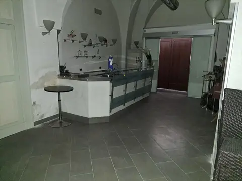 Negozio in Via Torre Santa Susanna  75/79, Oria (BR)