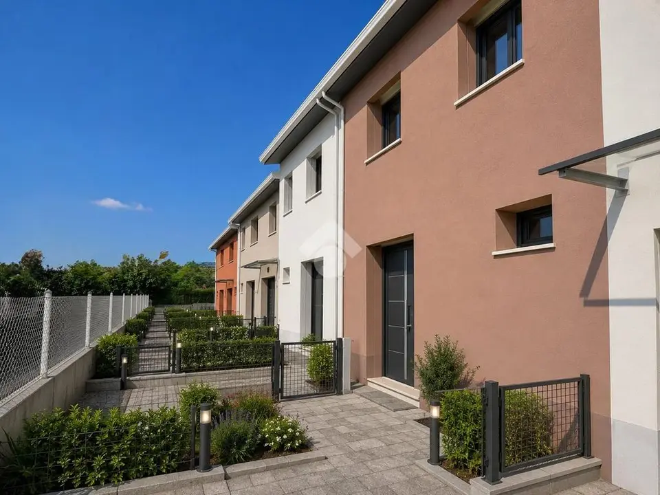 Villa a schiera centrale in vendita a Santarcangelo Di Romagna