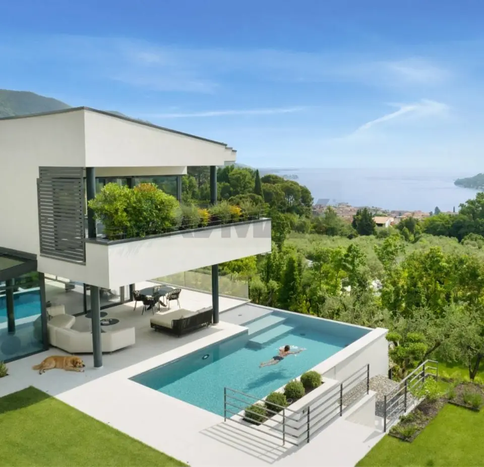 Villa singola in Vendita a Salò