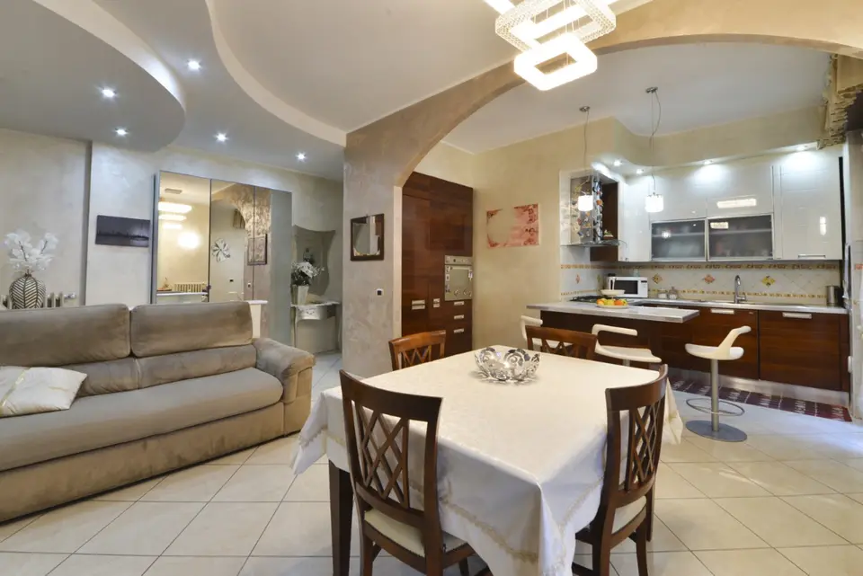Appartamento in Via De Gasperi 23, Muggiò (MB)