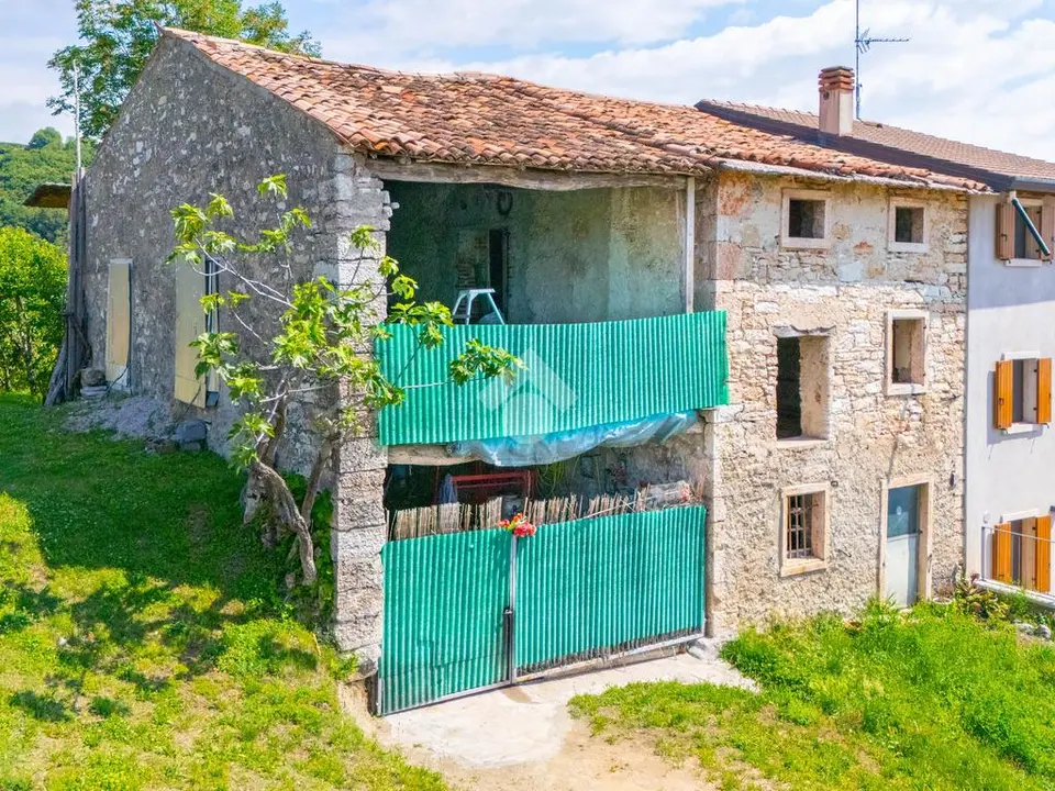 Rustico in vendita a Badia Calavena