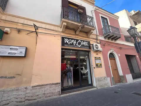 Negozio in VIA UMBERTO I 167, Barcellona Pozzo di Gotto (ME)