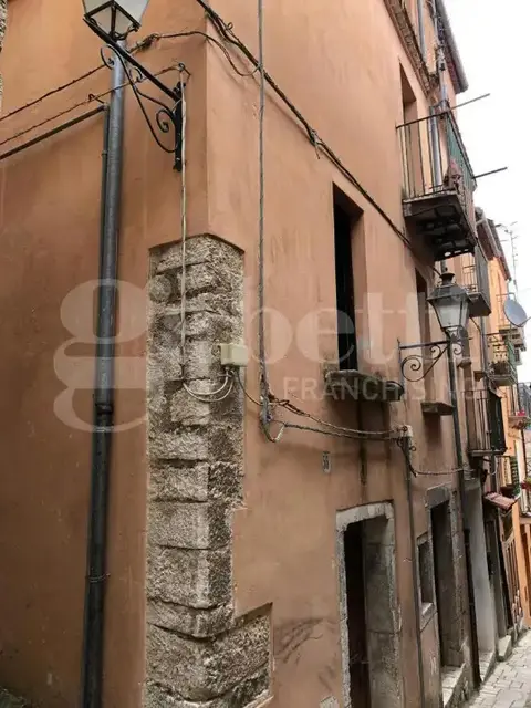 Casa Indipendente in via Roma 0, Buccino (SA)