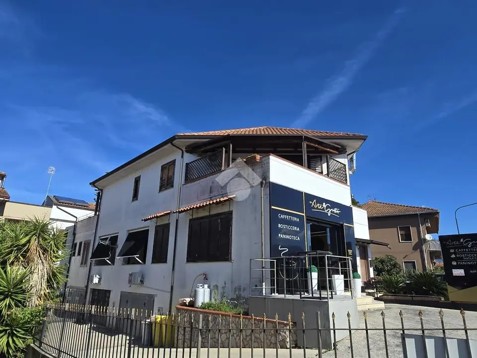 6 locali in vendita a Casal Velino