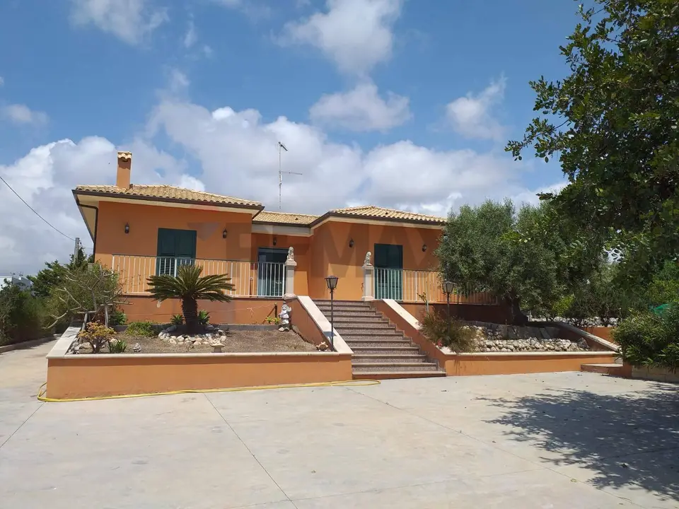 Villa singola in Vendita a Modica