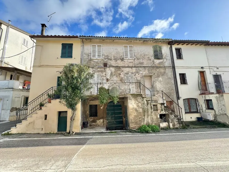 Casa semindipendente in vendita a Assisi