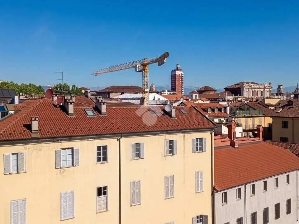 Quadrilocale in affitto a Torino