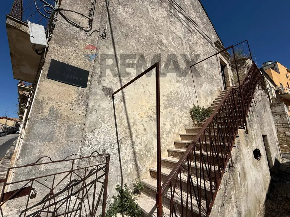 Casa Indipendente in Vendita a Buscemi