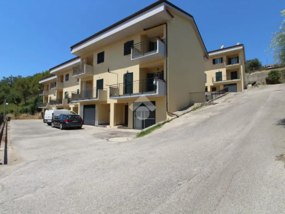 3-Zimmer-Reihenhaus zum Kauf in Ogliastro Cilento