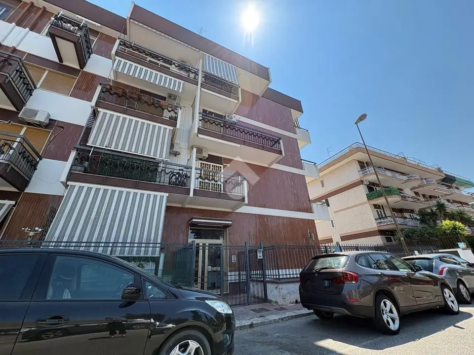 Trilocale in affitto a Bari