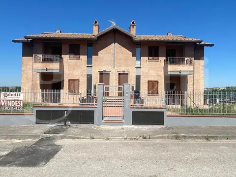 Appartamento in via Mestrallet 1, Petrignano D'Assisi (PG)