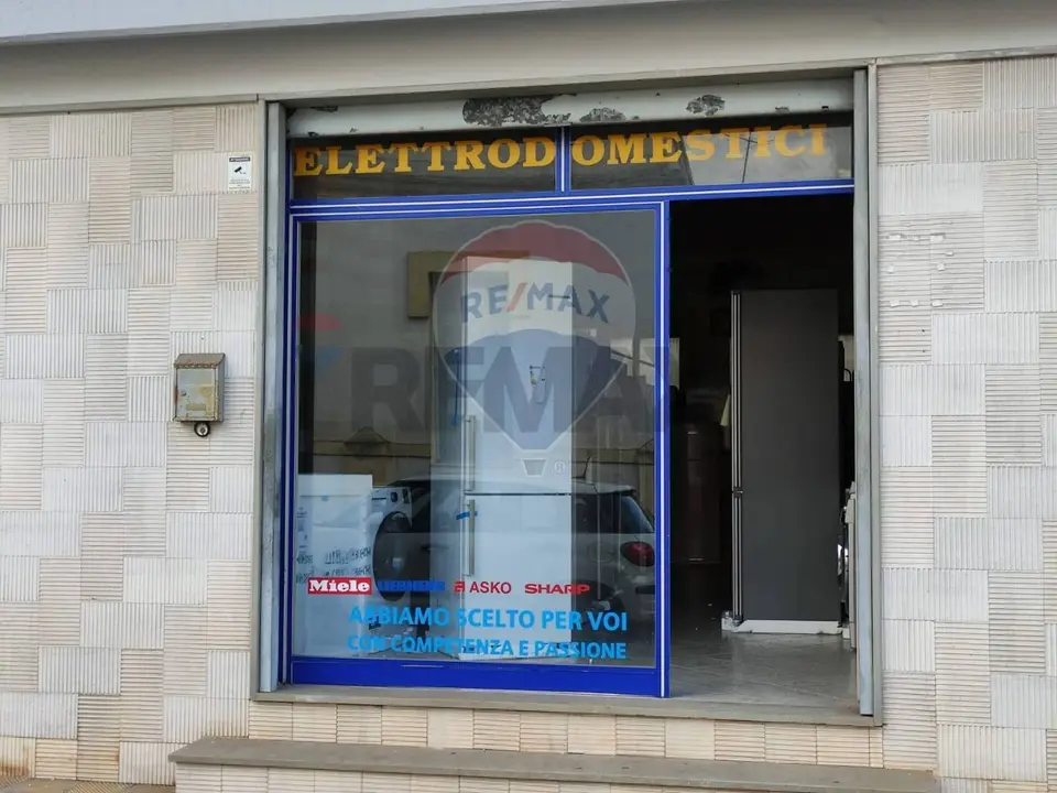 Locale Commerciale in Vendita a Laterza