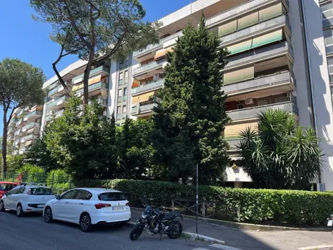 Ufficio in Via Libero Leonardi , Roma (RM)