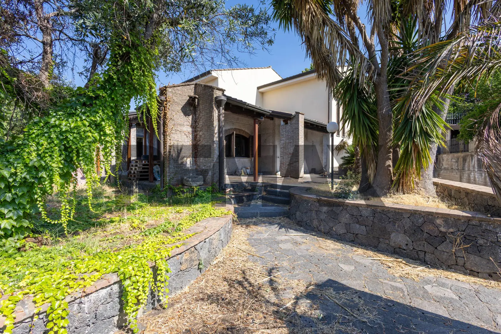 Villa singola in Vendita a Trecastagni