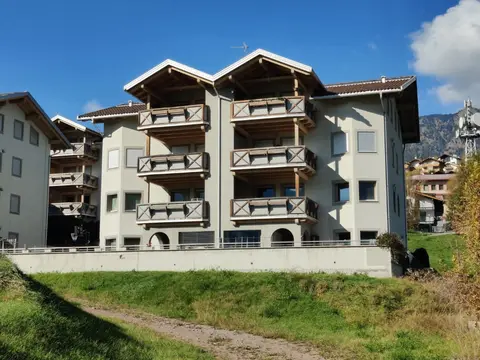 Appartamento in VIA FAN 3, Cavalese (TN)