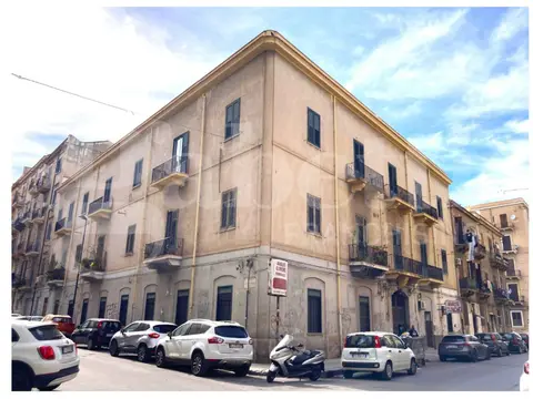 Appartamento in Via Maggiore Francesco Perni snc, Palermo (PA)