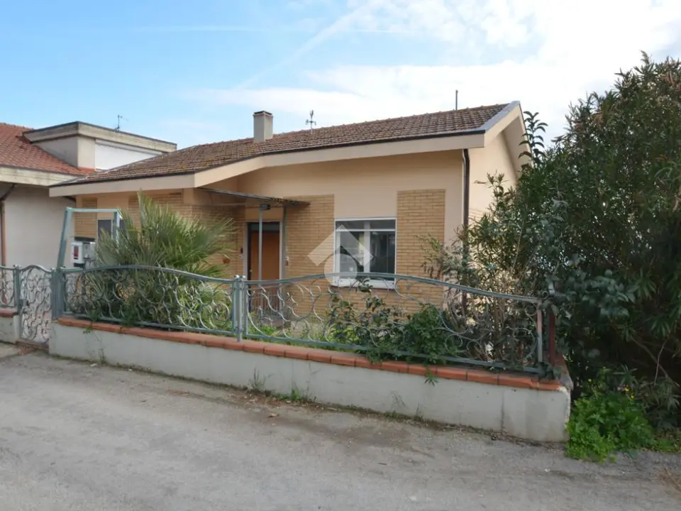 Villa singola in vendita a Città Sant'Angelo