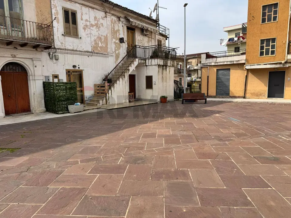 Appartamento in Vendita a Corigliano-Rossano