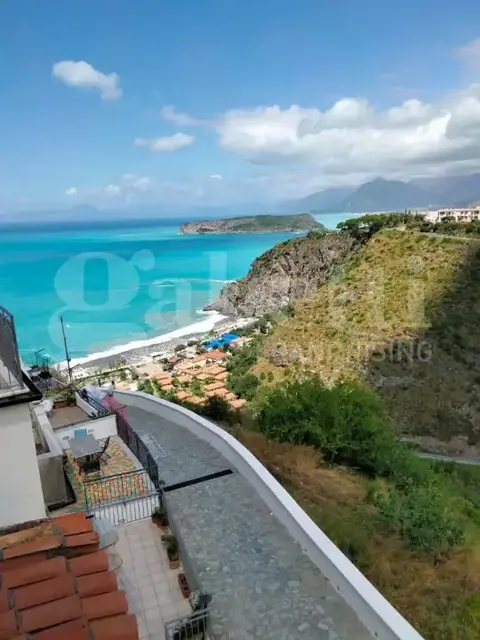 Appartamento in Via Roma  32, San Nicola Arcella (CS)