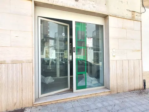 Negozio in Via Roma  164, Campobello di Mazara (TP)