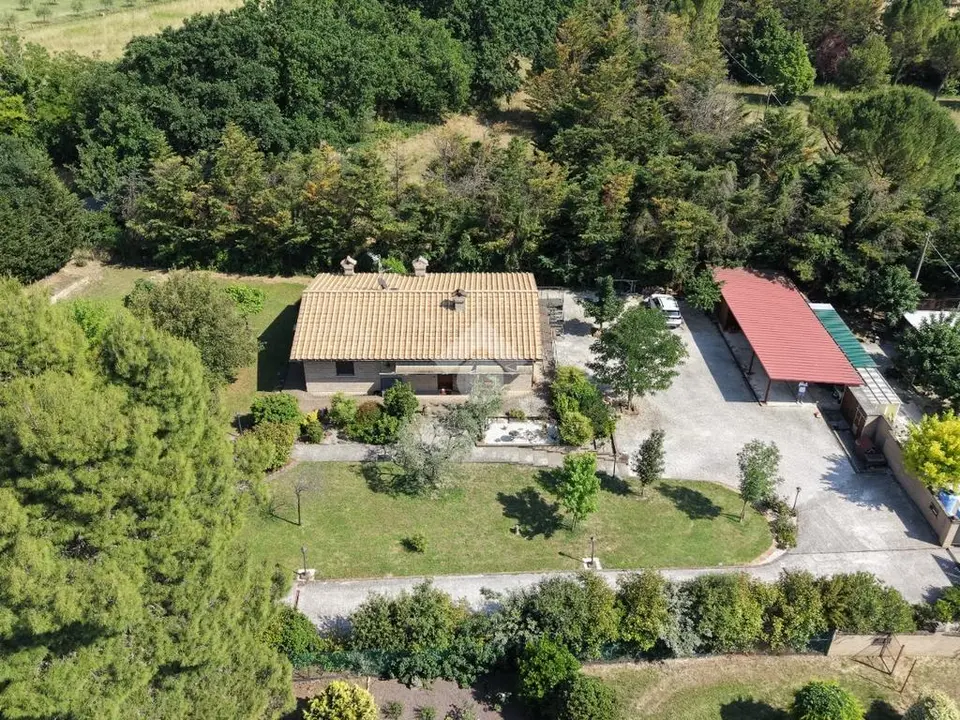 Villa singola in vendita a Assisi